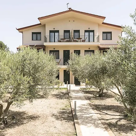 Olive Tree 公寓 弗尔卡